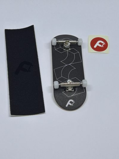 Freeday Shop Graphic Complete Standard 33mm x 96mm "Transitions" 2025-2026