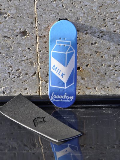 Freeday Shop Board 32mm "Milk" 2015