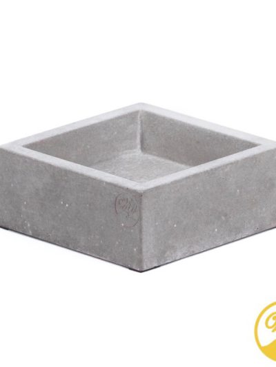 White-Wave Barriers / Planter Mini