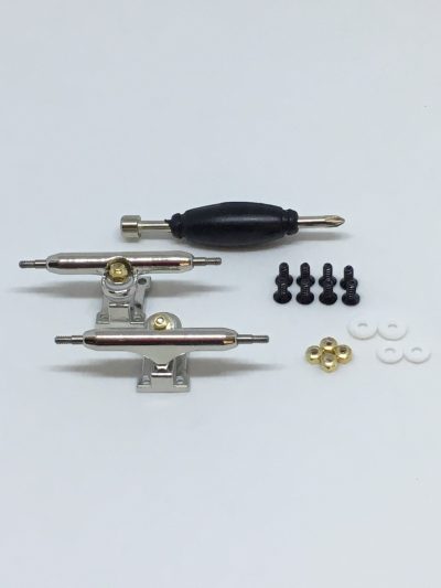 Freeday 3.0 Silver Trucks 32mm